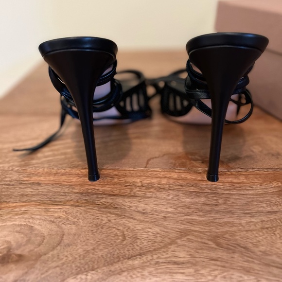 WORN ONCE* GIANVITO ROSSI Vitello lace up heels - Picture 7 of 7